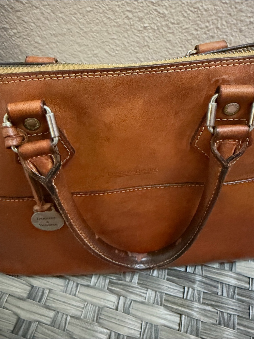 Vintage Dooney & Bourke Brown Alto Leather Zip Zip Dome Satchel Cognac - Picture 12 of 16